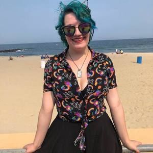 Meet your Posher, Casey